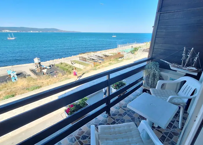 Coastal Νεσέμπαρ